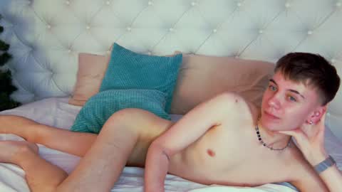 Snapshot of william_ross chatting on 01.15.25 will online show from 01.15.25