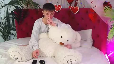 Snapshot of william_ross chatting on 02.20.25 will online show from 02.20.25