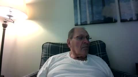 Snapshot of willnedoher chatting on 06.13.26 Willhedoher online show from 06.13.26