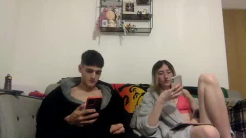 willy_est_95 online show from 04.23.26