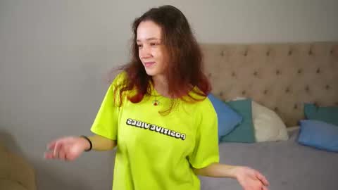 Snapshot of wilmavitanza chatting on 09.10.25 for u Alise online show from 09.10.25