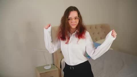 Snapshot of wilmavitanza chatting on 09.12.25 for u Alise online show from 09.12.25
