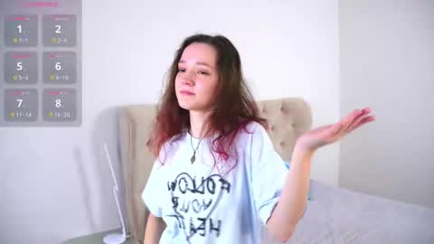 Snapshot of wilmavitanza chatting on 09.27.25 for u Alise online show from 09.27.25