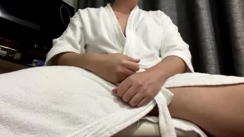 Snapshot of winnieangel chatting on 12.16.24 Winniethephoota online show from 12.16.24