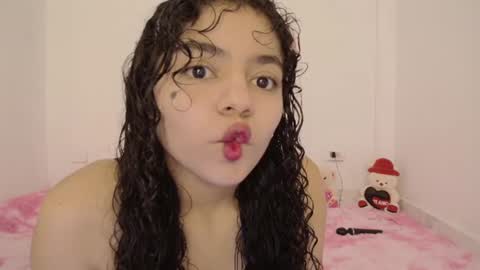 Snapshot of winnifer_gonzalez chatting on 07.02.26 Winnifer Gonzalez online show from 07.02.26