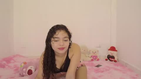 Snapshot of winnifer_gonzalez chatting on 07.02.26 Winnifer Gonzalez online show from 07.02.26