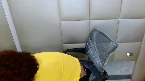 WinnyBarness online show from 10.26.25