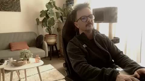 Snapshot of winnydepooh chatting on 03.21.26 cream36 online show from 03.21.26