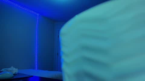 Winter Miracle online show from 03.05.25