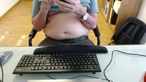 Snapshot of winterfreund99 chatting on 01.12.25 winterfreund99 online show from 01.12.25