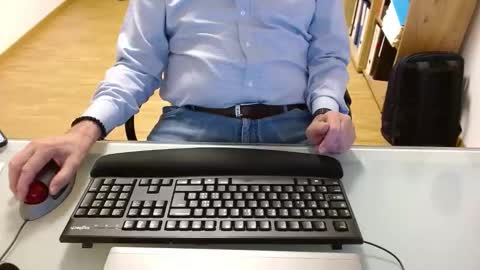 Snapshot of winterfreund99 chatting on 11.16.25 winterfreund99 online show from 11.16.25