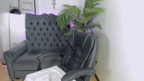 Winter online show from 06.25.26