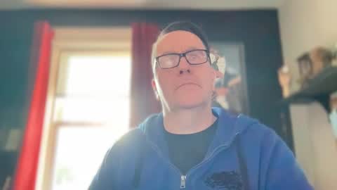 Snapshot of wintyr chatting on 03.11.25 wintyr online show from 03.11.25