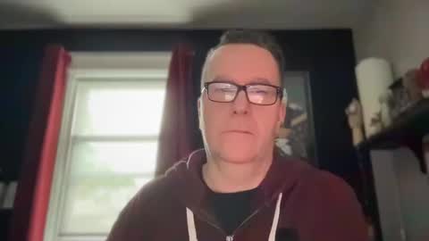 Snapshot of wintyr chatting on 10.19.25 wintyr online show from 10.19.25