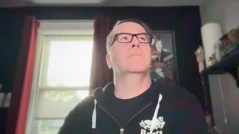 Snapshot of wintyr chatting on 11.03.25 wintyr online show from 11.03.25