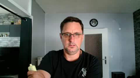 Snapshot of wirzwei8883 chatting on 07.21.26 Dirty online show from 07.21.26
