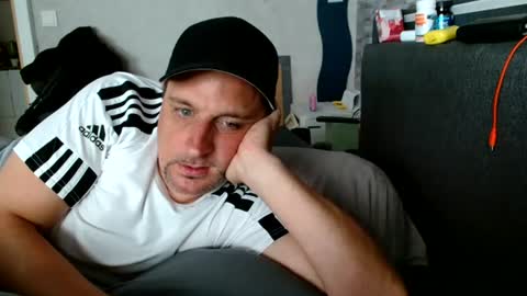 Snapshot of wirzwei8883 chatting on 08.02.26 Dirty online show from 08.02.26