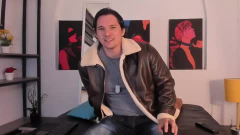 Snapshot of wiston_cox chatting on 04.28.26 Wiston online show from 04.28.26