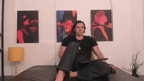 Snapshot of wiston_cox chatting on 05.19.26 Wiston online show from 05.19.26