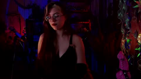 Goddess of two strapons  - Mr. long Don Mr. Pinky online show from 12.14.24