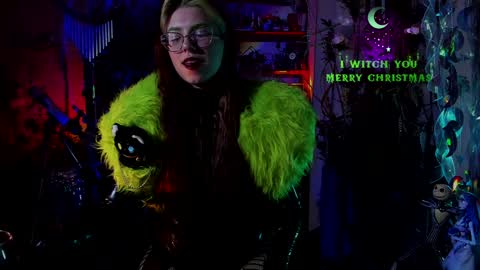 Goddess of two strapons  - Mr. long Don Mr. Pinky online show from 12.23.24