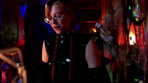 Goddess of two strapons  - Mr. long Don Mr. Pinky online show from 01.26.25