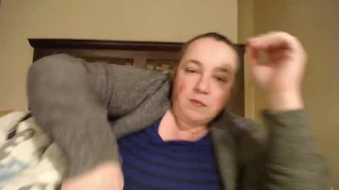 Annie online show from 02.20.25