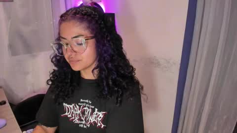 Snapshot of witchofhearts chatting on 02.13.25     Luna Violeta  A r t i s t  online show from 02.13.25