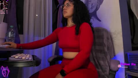 Snapshot of witchofhearts chatting on 11.08.25 Luna Violeta A r t i s t online show from 11.08.25