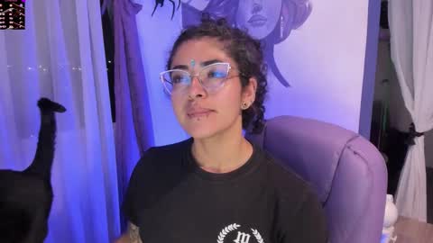 Snapshot of witchofhearts chatting on 12.01.25 Luna Violeta A r t i s t online show from 12.01.25