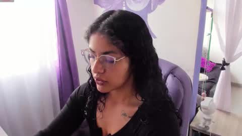 Snapshot of witchofhearts chatting on 12.01.25 Luna Violeta A r t i s t online show from 12.01.25