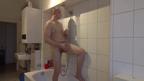 Snapshot of wizzman2442 chatting on 02.24.25 wizzman2442 online show from 02.24.25