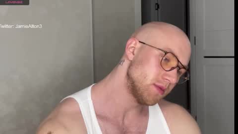 Snapshot of wlademarbergs chatting on 11.06.25 Wlademar online show from 11.06.25