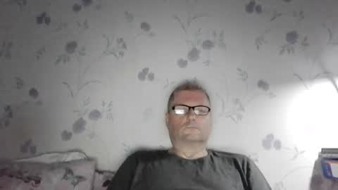 Snapshot of wobble444 chatting on 07.05.26 wobble444 online show from 07.05.26