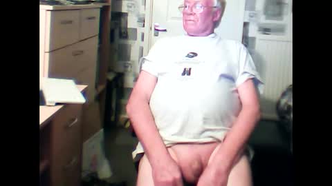 Snapshot of wolcol80 chatting on 01.03.25 wolcol80 online show from 01.03.25