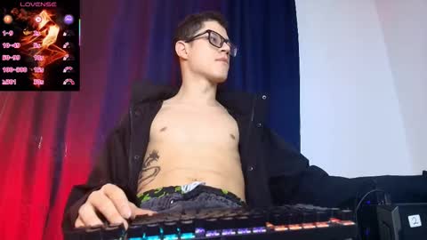  W O L F  online show from 02.14.26