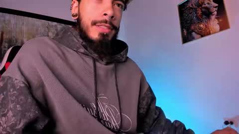 Snapshot of wolferatus chatting on 01.08.26 wolferatus online show from 01.08.26