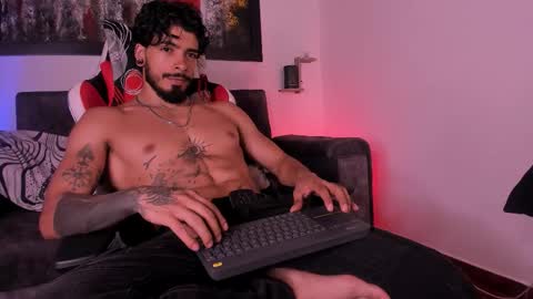 Snapshot of wolferatus chatting on 02.13.26 wolferatus online show from 02.13.26