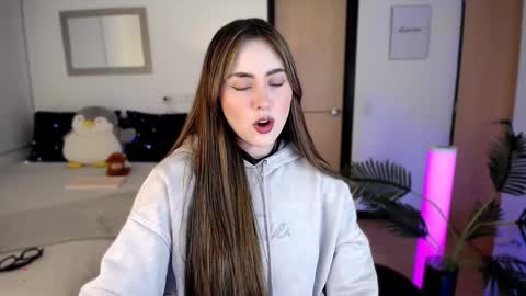   online show from 12.04.24