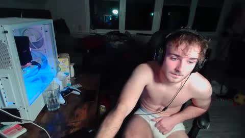 Snapshot of wollenjunge2006 chatting on 11.11.25 wollenjunge2006 online show from 11.11.25