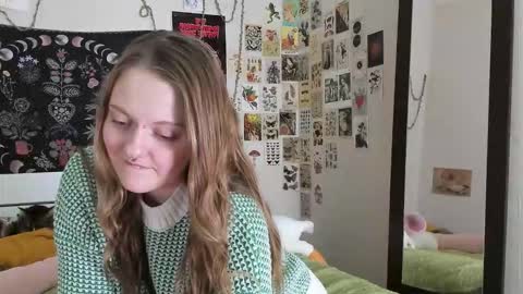 wonderconnie online show from 11.04.25