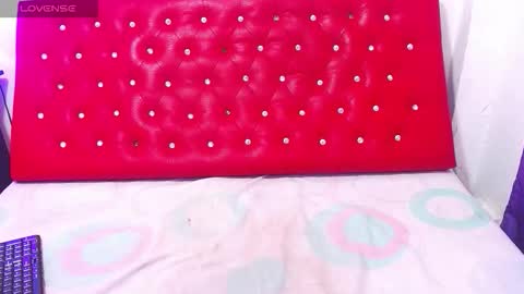   online show from 12.18.25