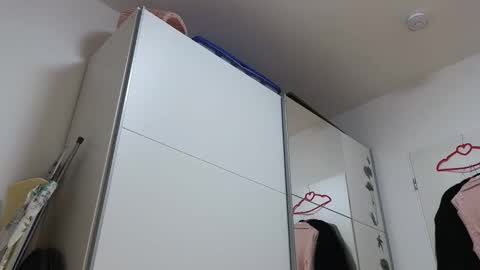 Wondergirl online show from 11.01.25