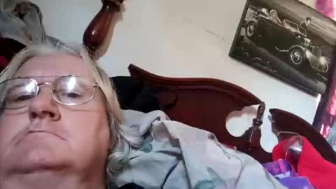 woodpecker115 online show from 12.20.25