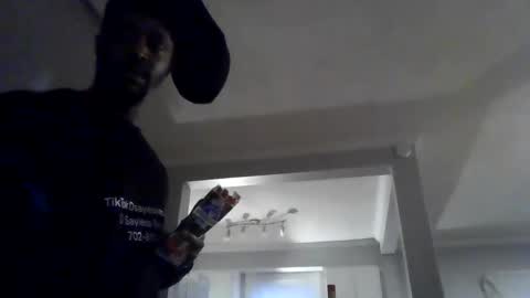 Snapshot of woodpipe69 chatting on 12.15.24 Woodpipe69 online show from 12.15.24