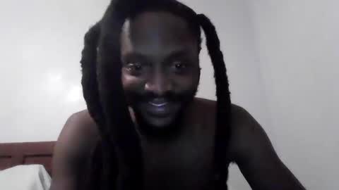 Snapshot of woodpipe69 chatting on 10.10.25 Woodpipe69 online show from 10.10.25