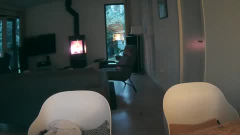 Snapshot of woodwurm chatting on 01.20.25 woodwurm and Snoeske online show from 01.20.25