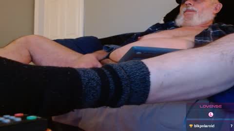 Snapshot of woofy1 chatting on 02.10.25 Woofy online show from 02.10.25