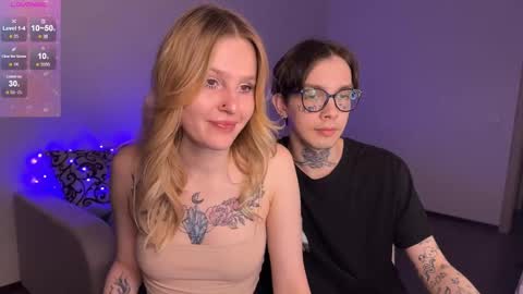 Snapshot of worldofllove chatting on 01.17.25 Arnika and Simon online show from 01.17.25