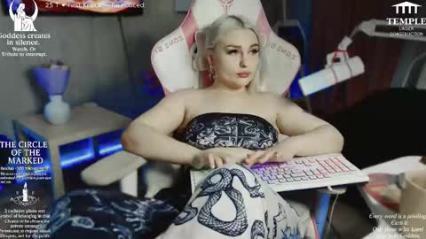 Goddess Sophy online show from 10.24.25